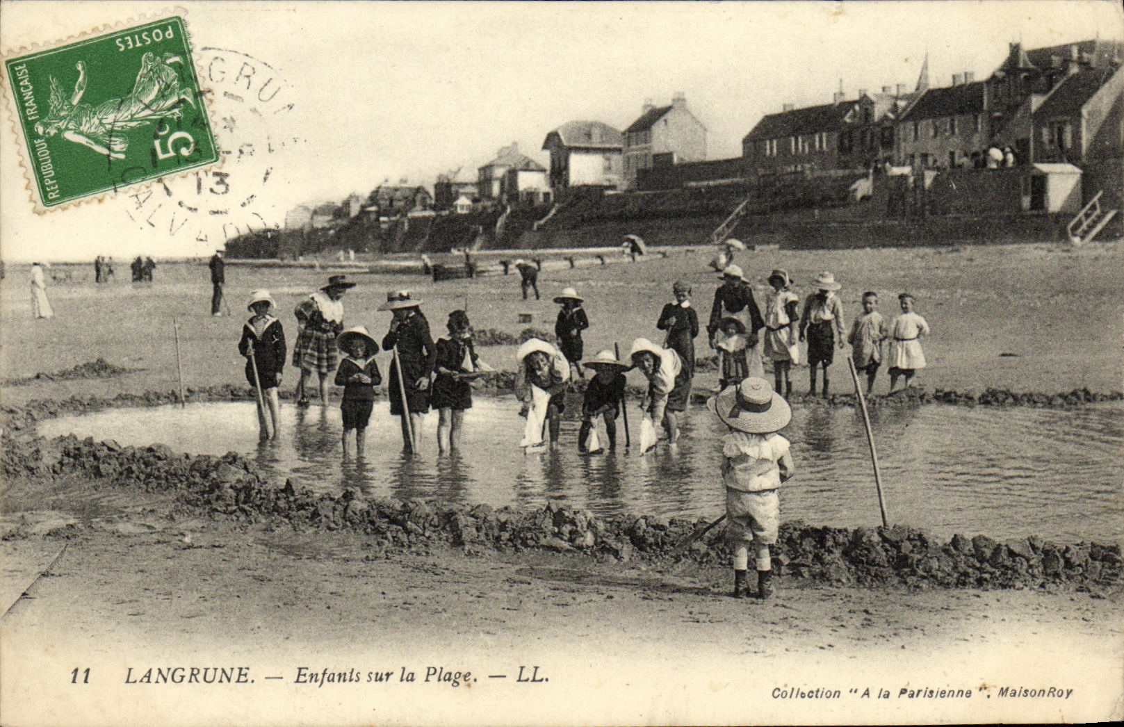 VINTAGE POSTCARD Langrune Children On the Beach