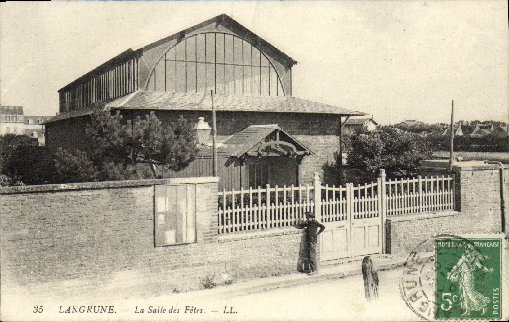 VINTAGE POSTCARD Langrune the Village hall