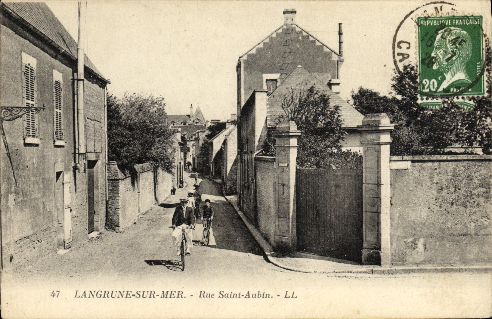 VINTAGE POSTCARD Langrune On Mer Street Saint Aubin Velo Cycles