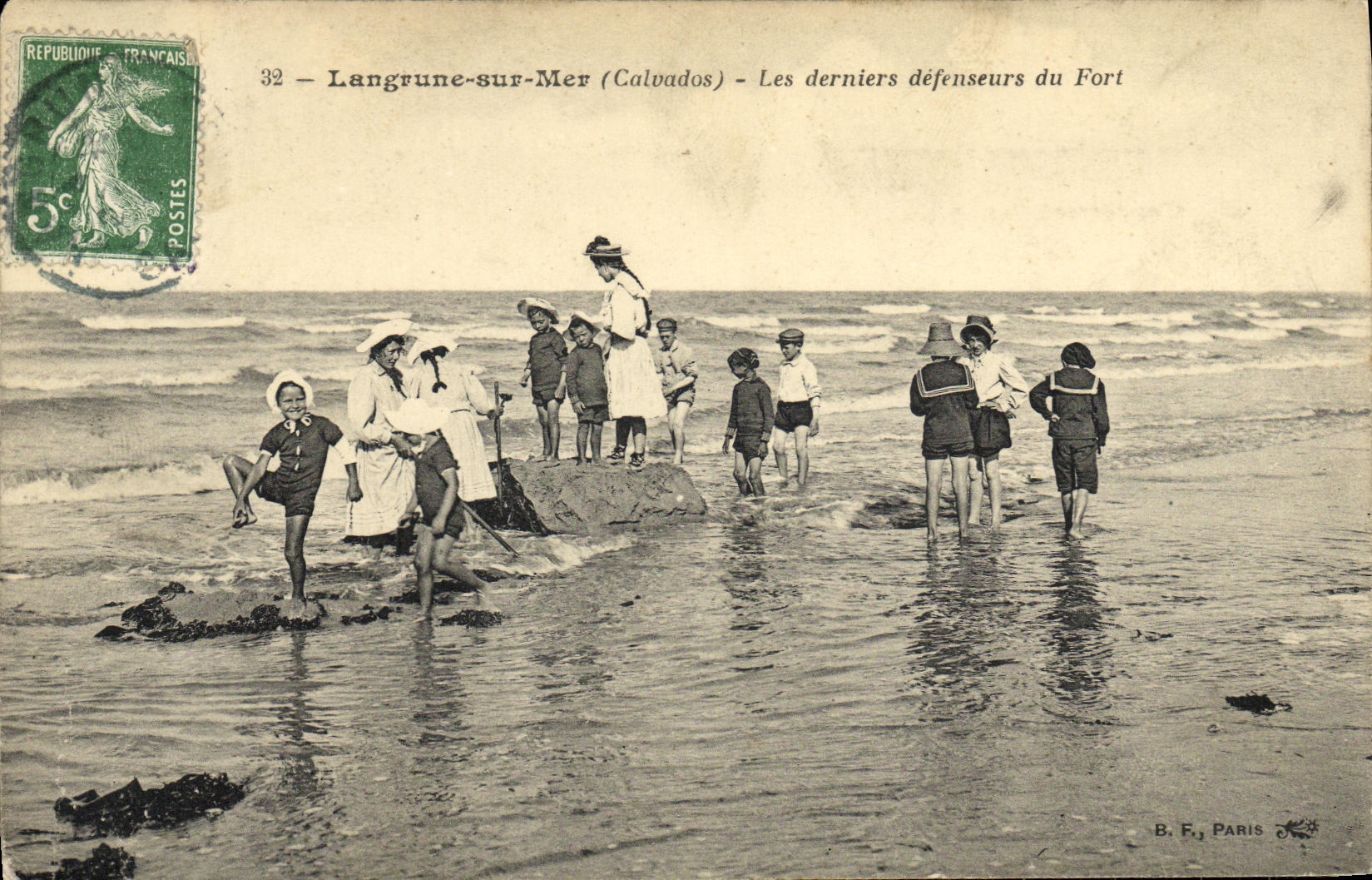 VINTAGE POSTCARD Langrune On Sea Last Defenders of the Fort