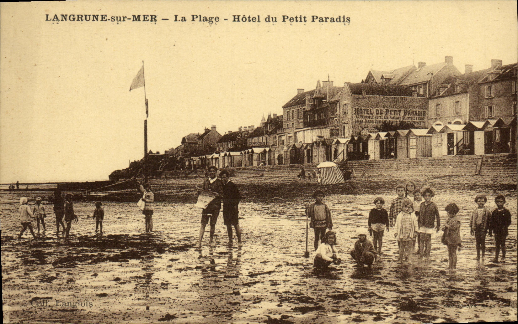 VINTAGE POSTCARD Langrune On Sea the Beach Hotel of the Small Paradise Children