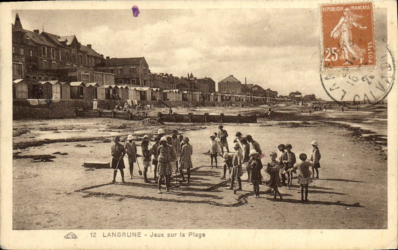VINTAGE POSTCARD Langrune Plays On the Beach Children