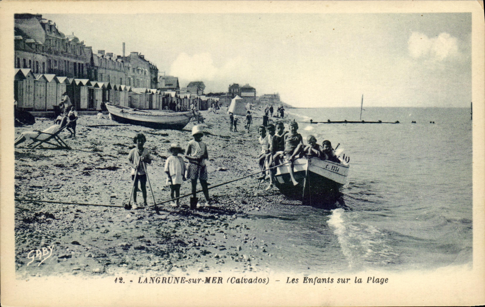 VINTAGE POSTCARD Langrune On Sea Children On the Beach