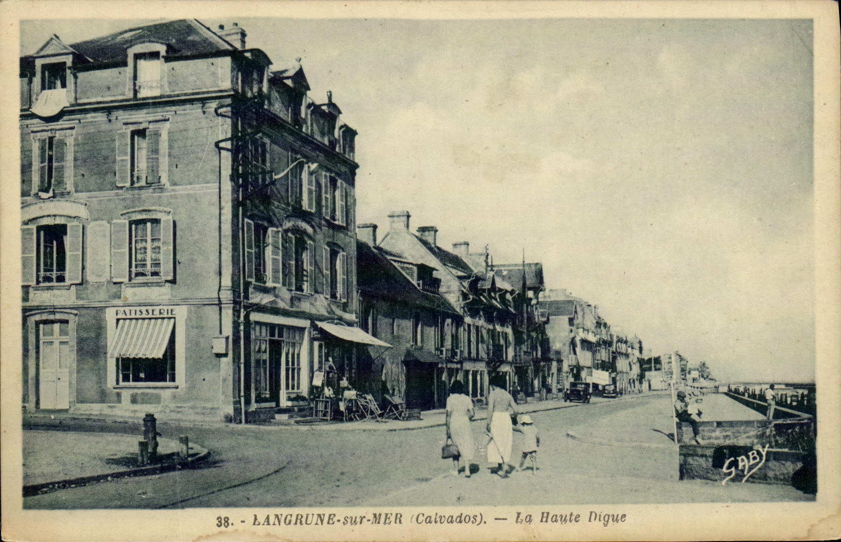 VINTAGE POSTCARD Langrune On Sea the high Dam