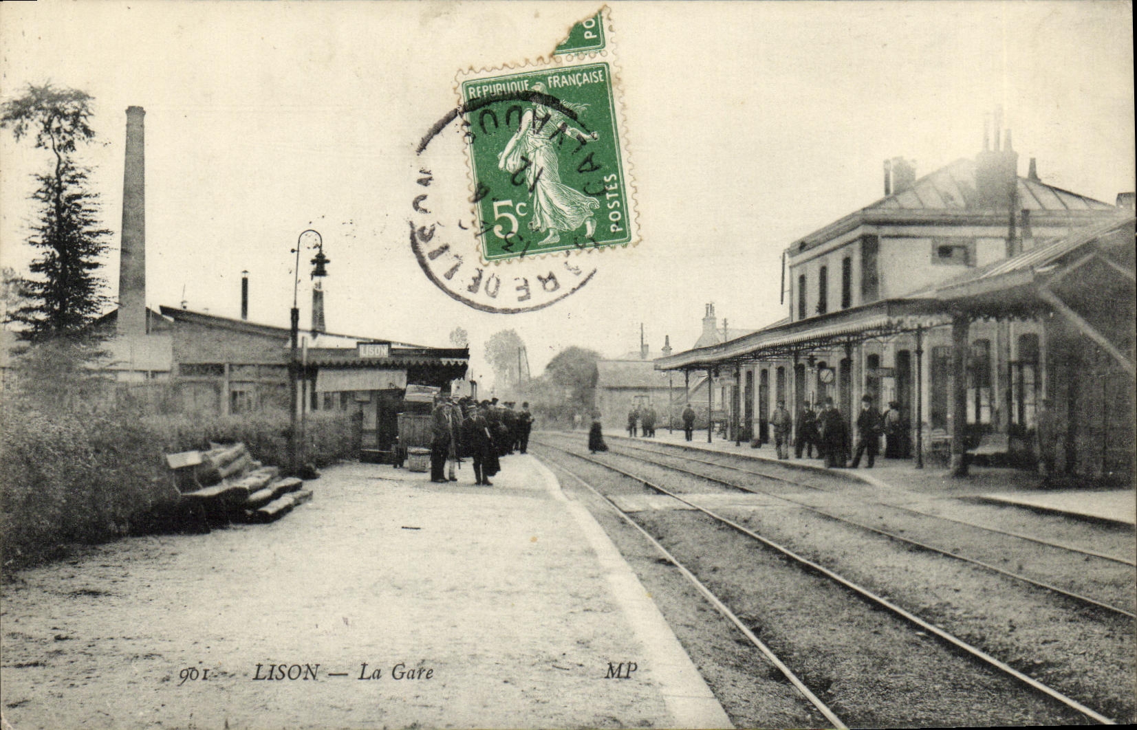 VINTAGE POSTCARD Lison Train station signal