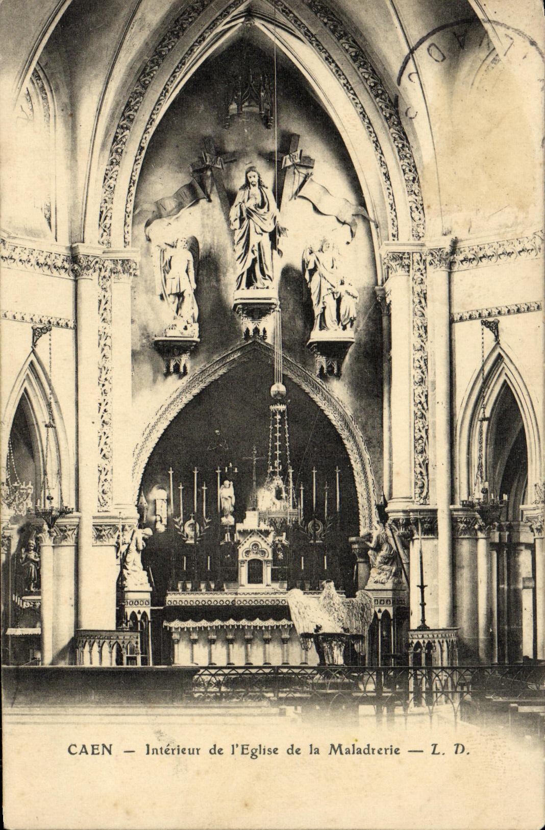 POSTAL Caen interior de la VENDIMIA de L iglesia de Maladrerie