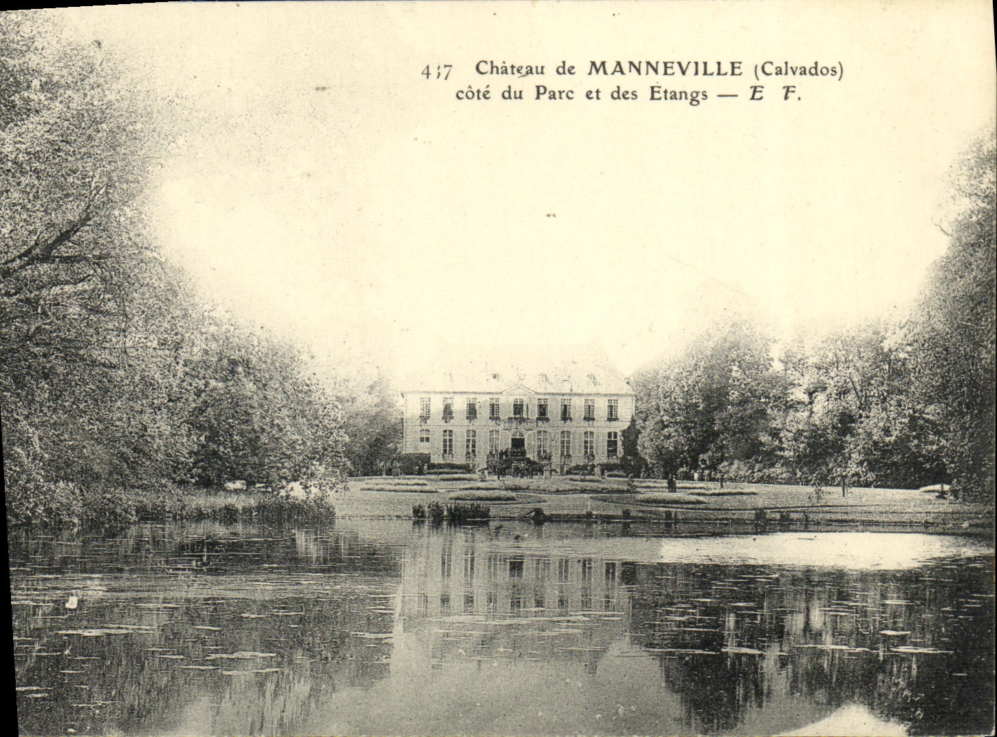 VINTAGE POSTCARD Castle of Manneville dimensions Park and Ponds
