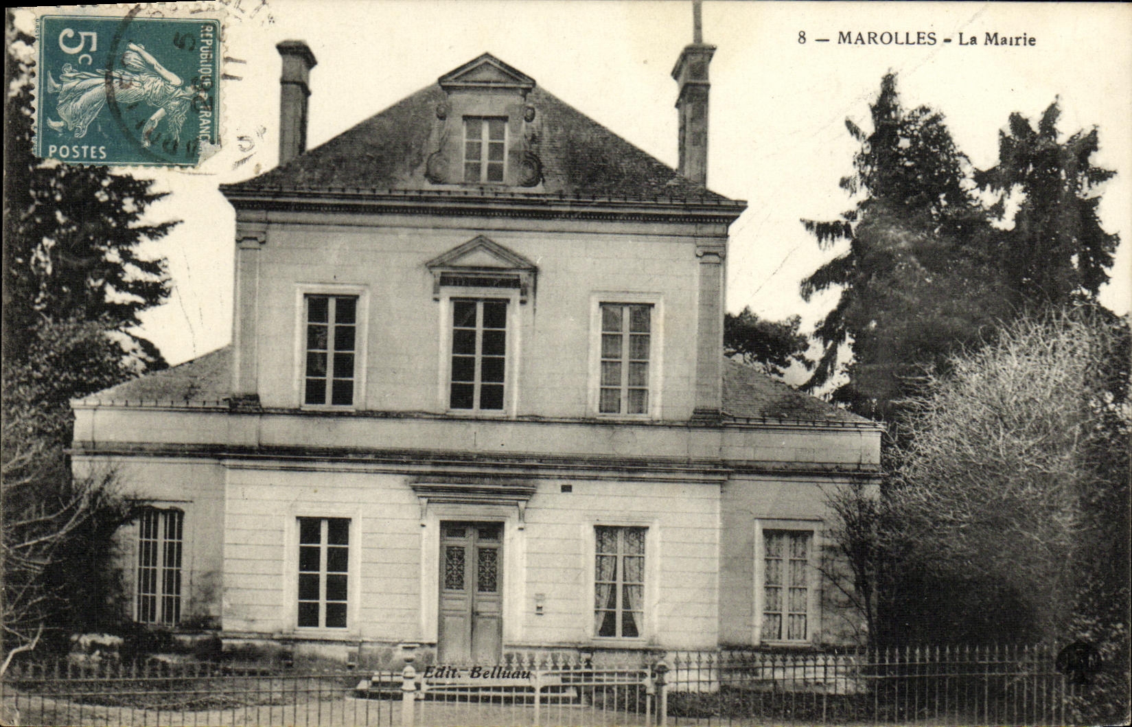 VINTAGE POSTCARD Maroilles cheese the Town hall