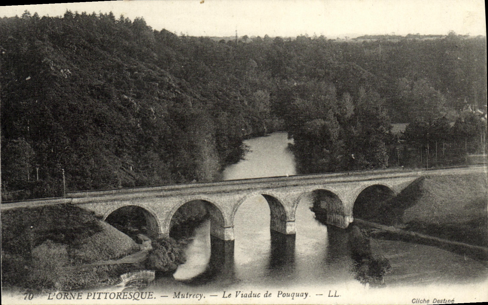 La POSTAL L de la VENDIMIA adorna Mutrecy pintoresco el viaducto de Pouquay