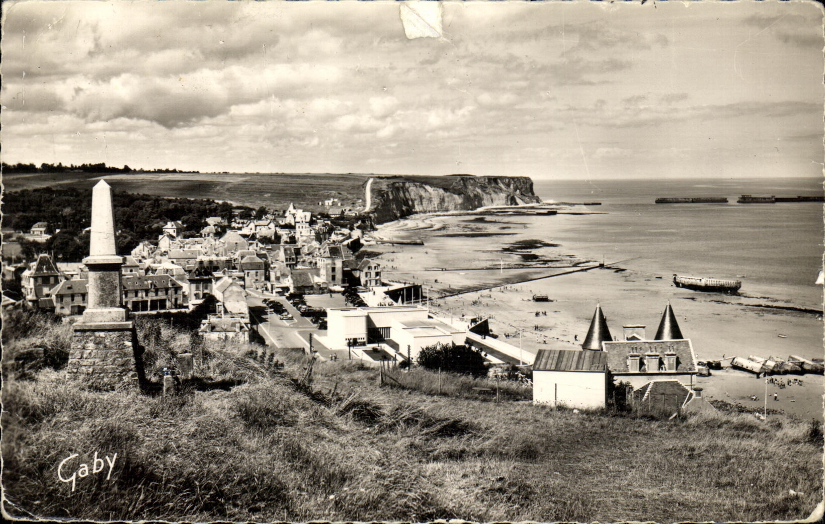 MODERN CARD Arromanches Seen D together