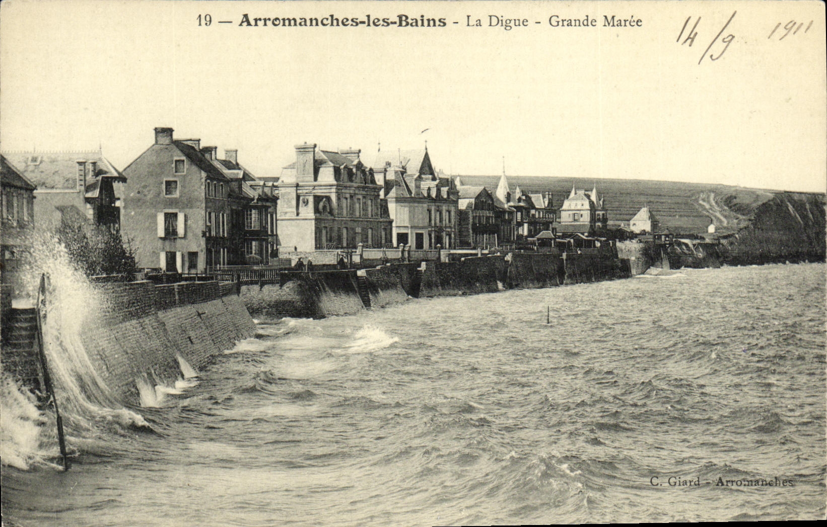 POSTAL Arromanches de la VENDIMIA les Bains la marea de resorte de la presa