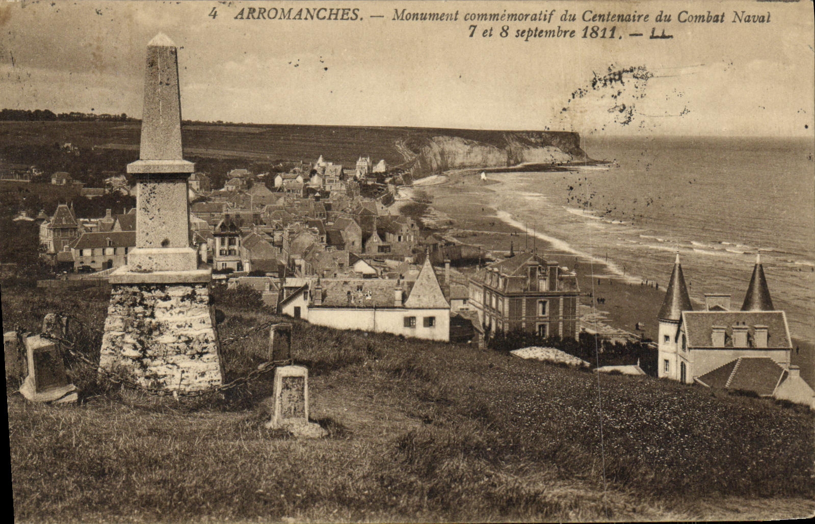 Monumento de Arromanches de la POSTAL de la VENDIMIA del centenario accion Militaria del 7 de septiembre y del 8vo navales