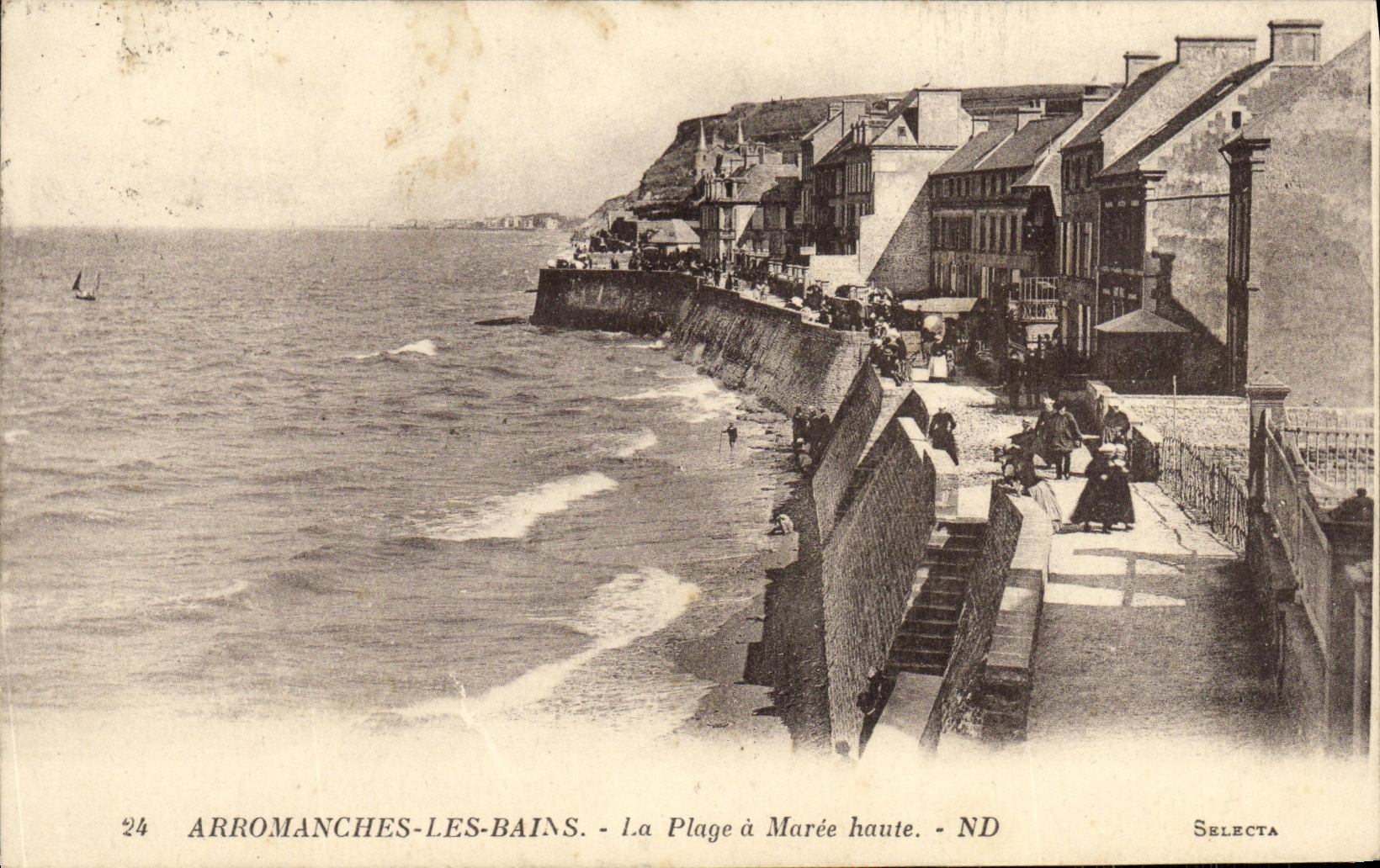 La POSTAL Arromanches de la VENDIMIA la playa tiene alta marea