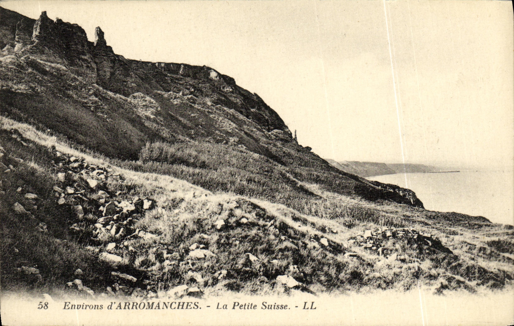 POSTAL Arromanches pequena Suiza de la VENDIMIA