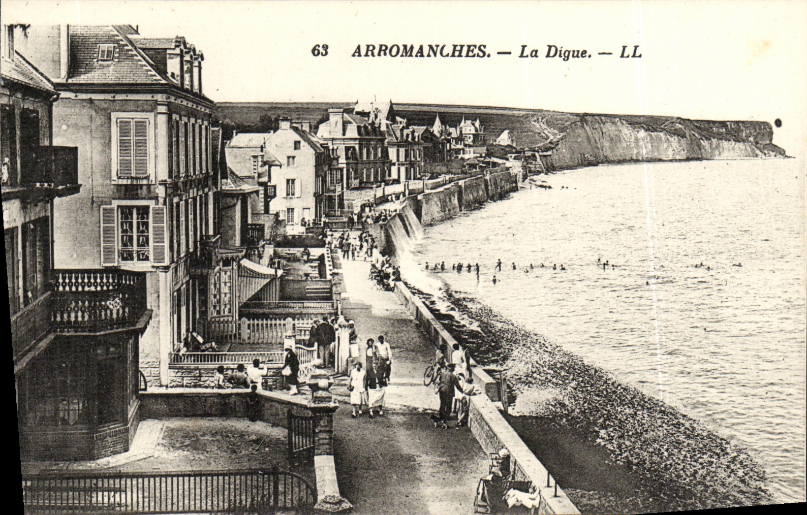 CPA Arromanches La Digue
