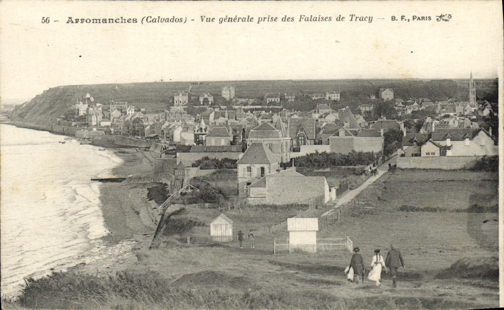 CPA Arromanches Les Bains Vue Generale Prise des Falaises de Tracy