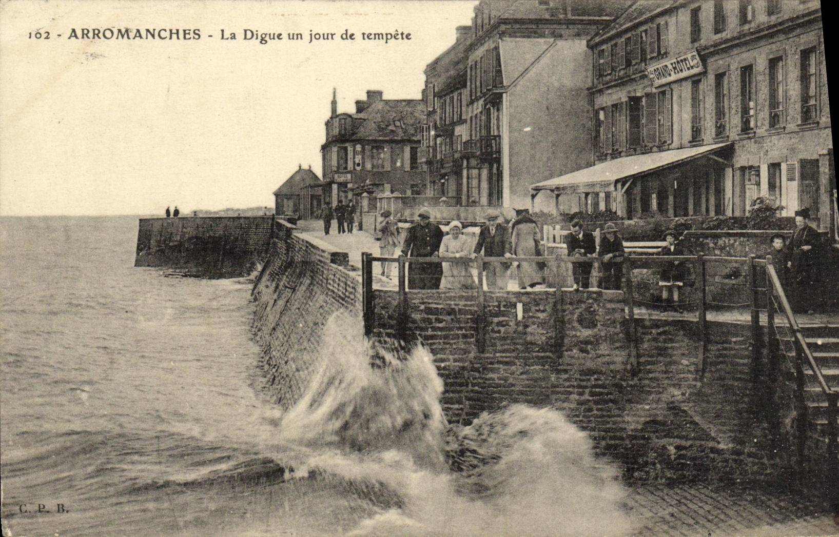 POSTAL Arromanches de la VENDIMIA la presa un dia de tormenta