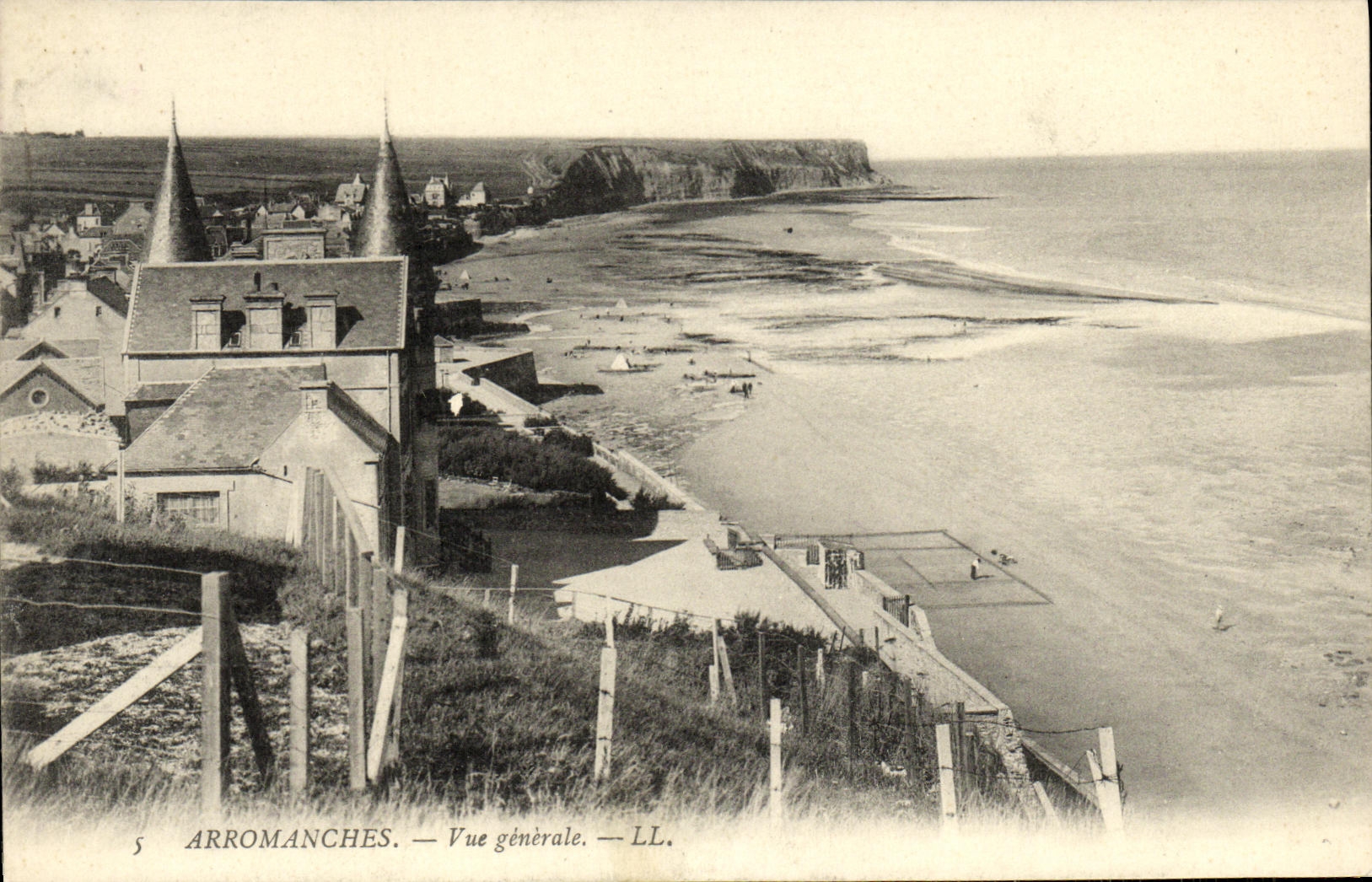 CPA Arromanches Vue Generale