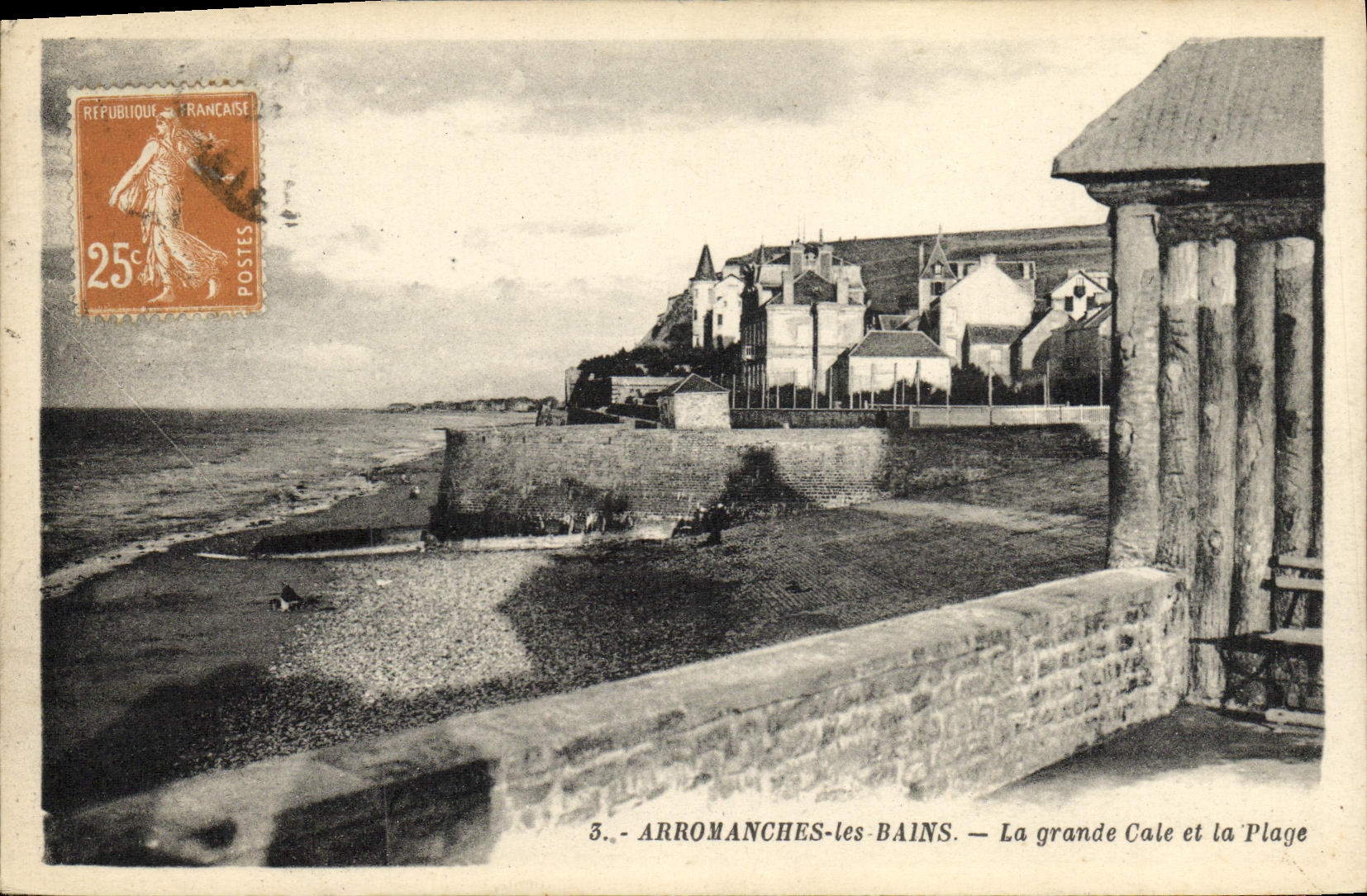 POSTAL Arromanches de la VENDIMIA les Bains el asimiento grande y la playa
