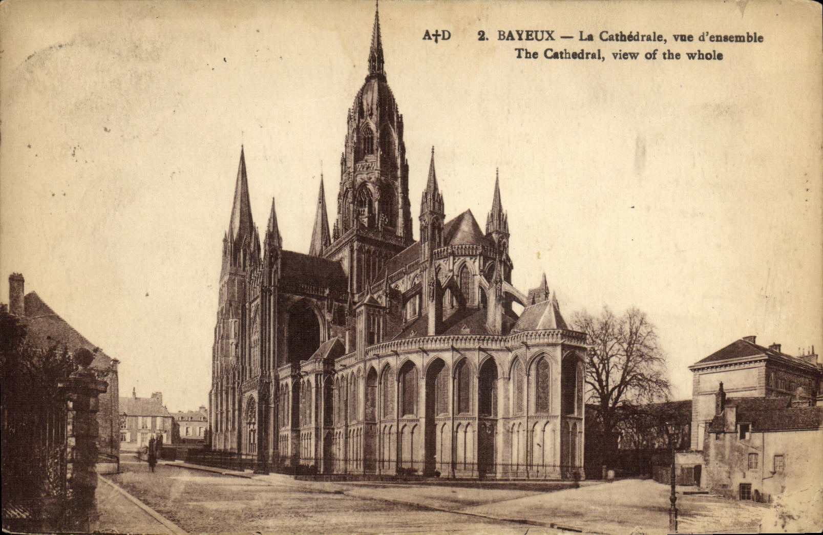 POSTAL Bayeux de la VENDIMIA la D vista catedral junto