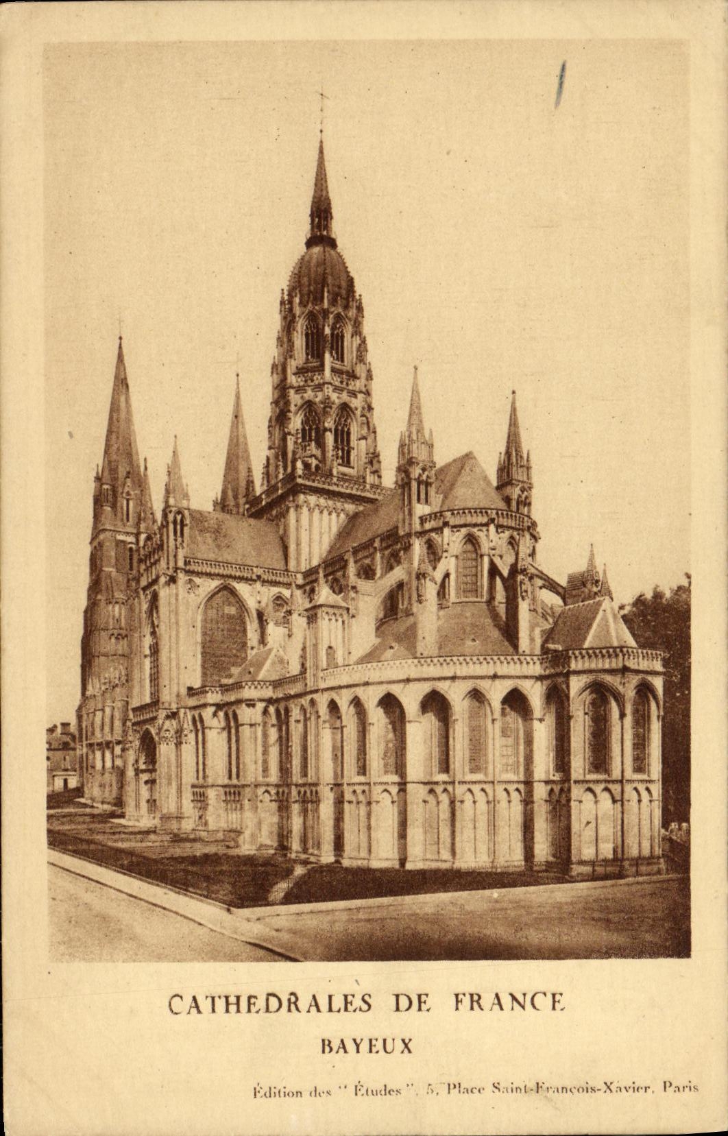POSTAL Bayeux de la VENDIMIA la catedral de Francia