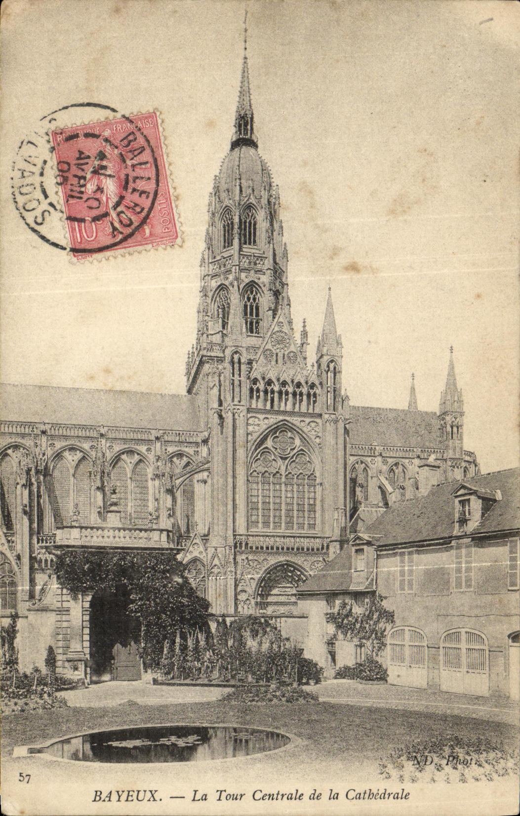 POSTAL Bayeux de la VENDIMIA la catedral la torre central