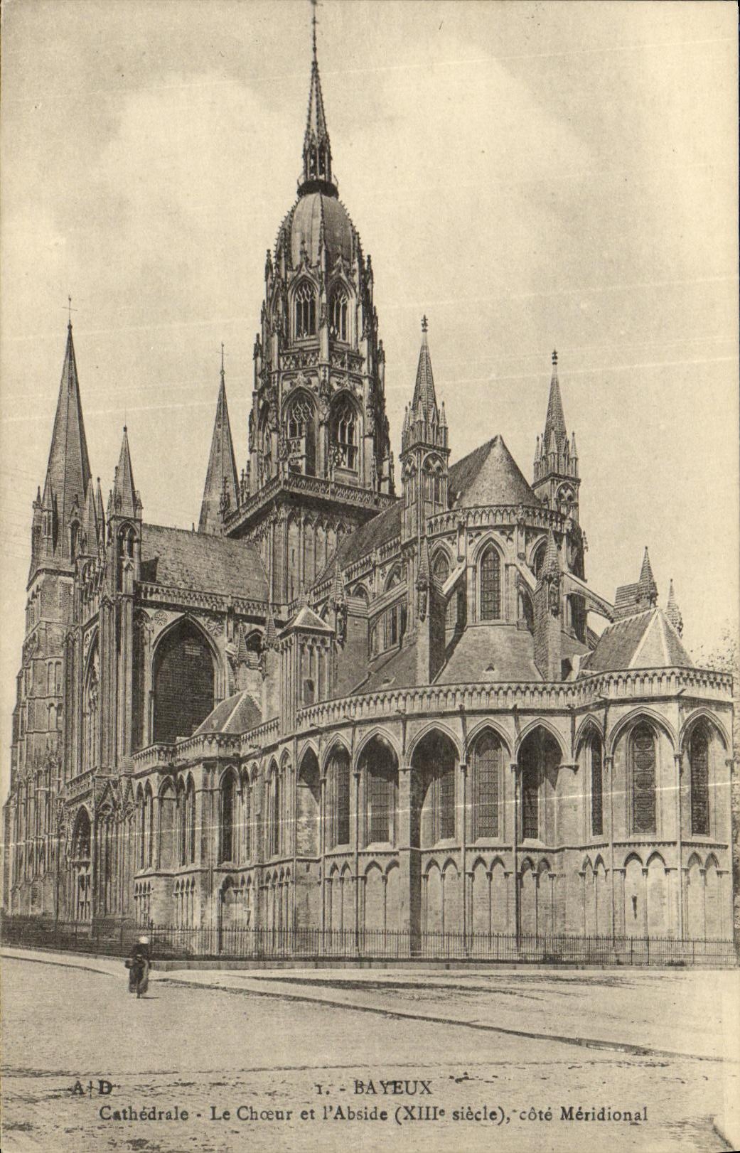 CPA Bayeux La Cathedrale Cote meridional