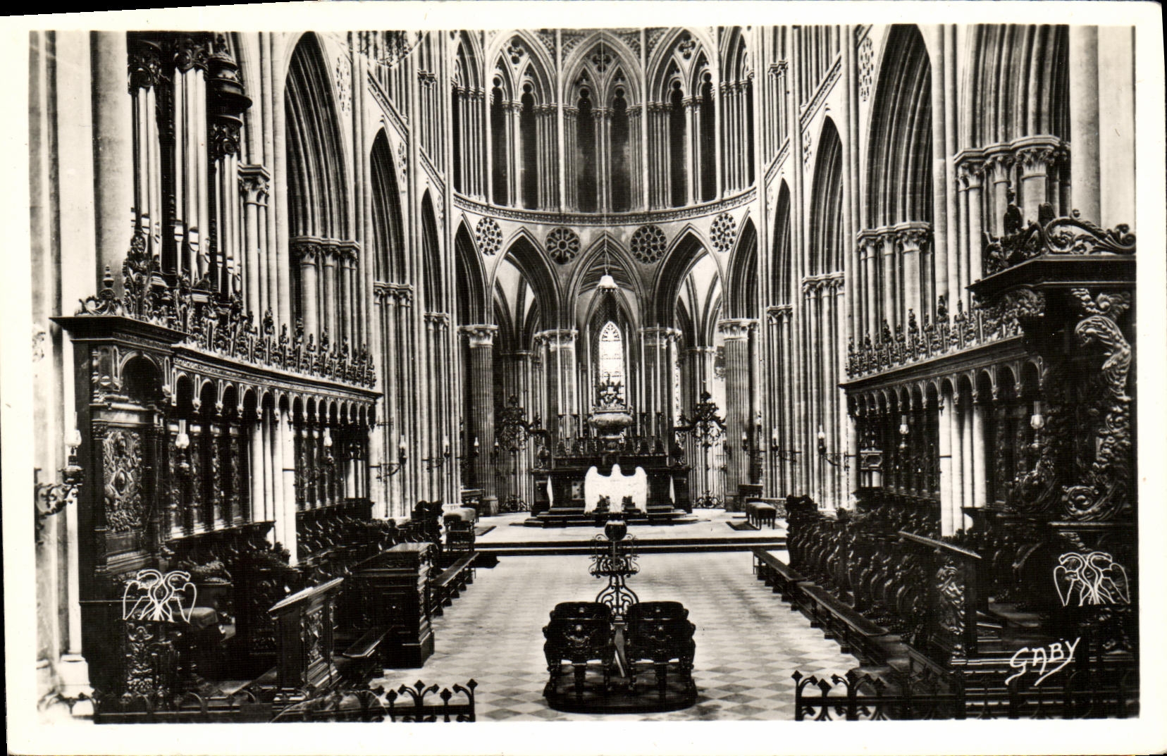 CPA Bayeux La Cathedrale Le choeur
