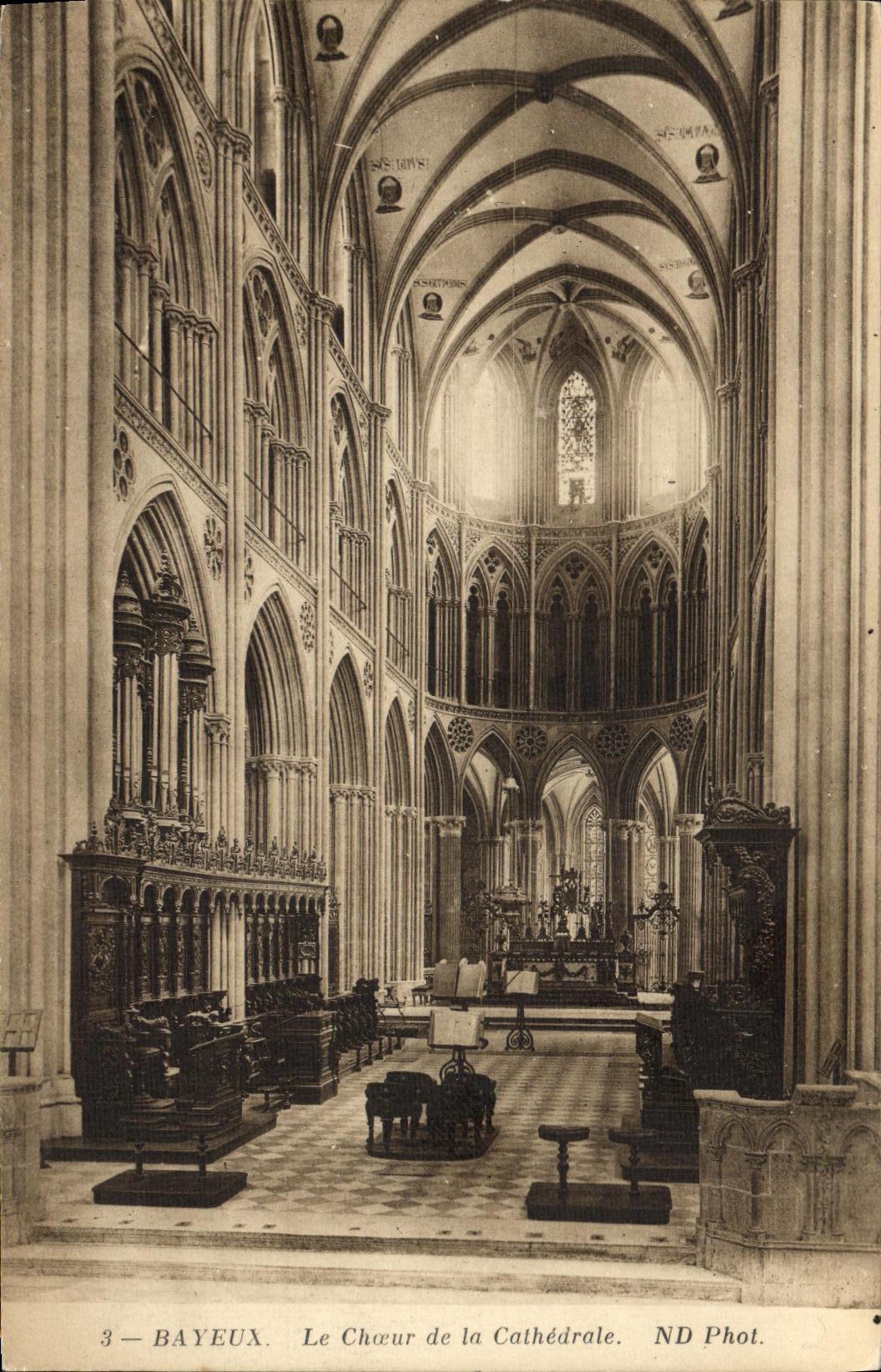 Estribillo de Bayeux de la POSTAL de la VENDIMIA de la catedral