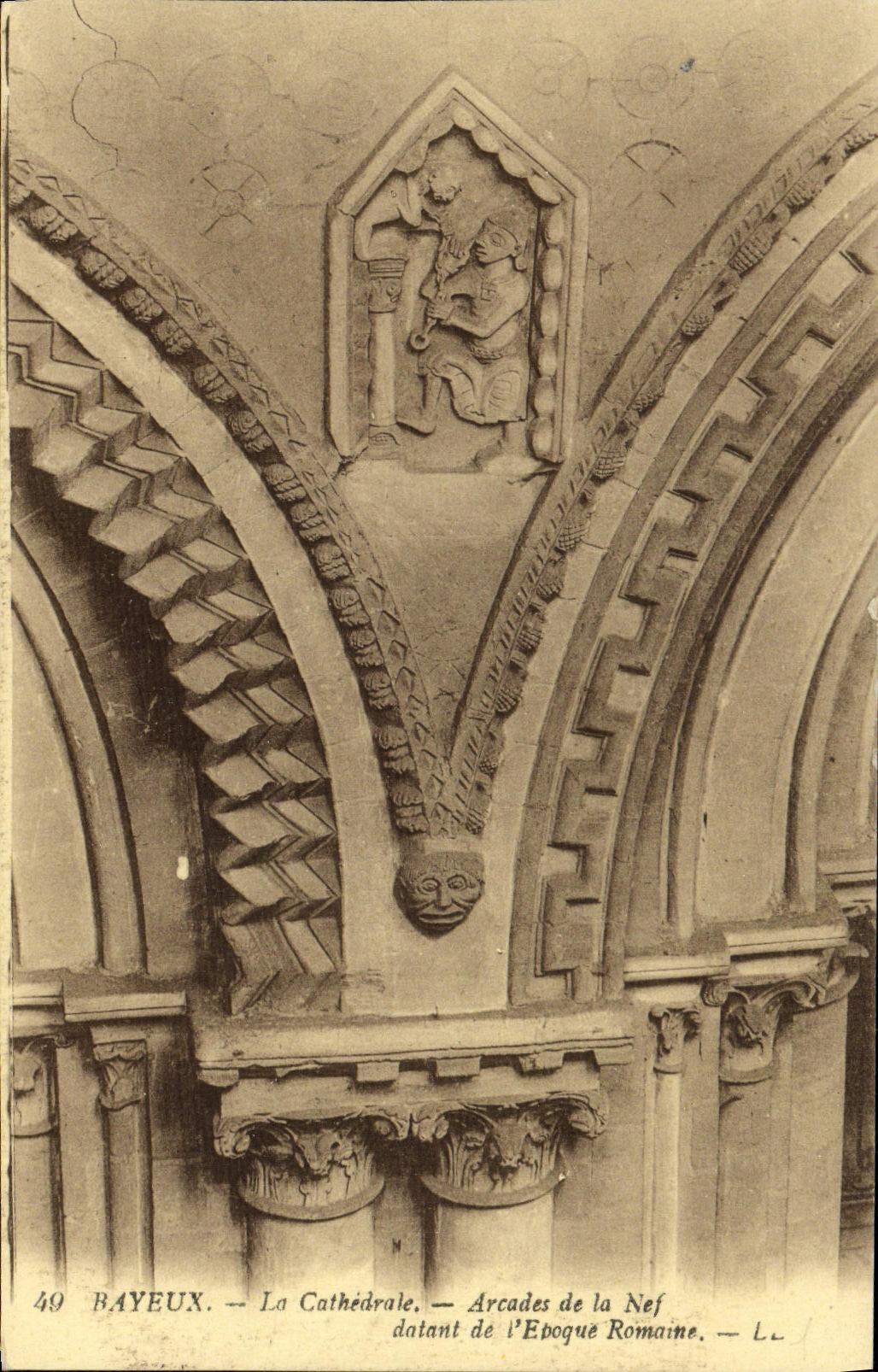 POSTAL Bayeux de la VENDIMIA las arcadas de la catedral del cubo que vuelve a L Eqiue romano