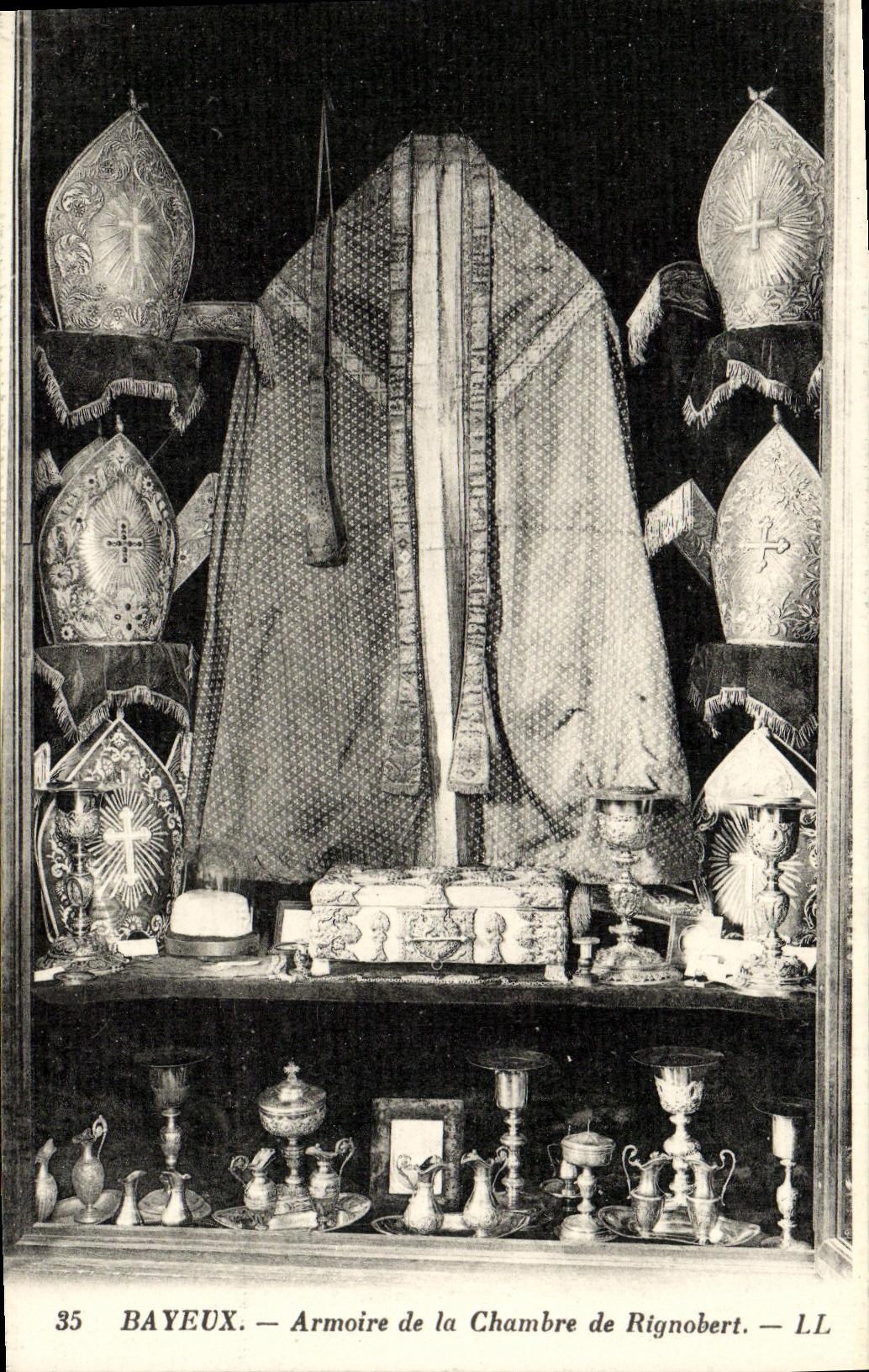 Armario de Bayeux de la POSTAL de la VENDIMIA del cuarto de Rignobert