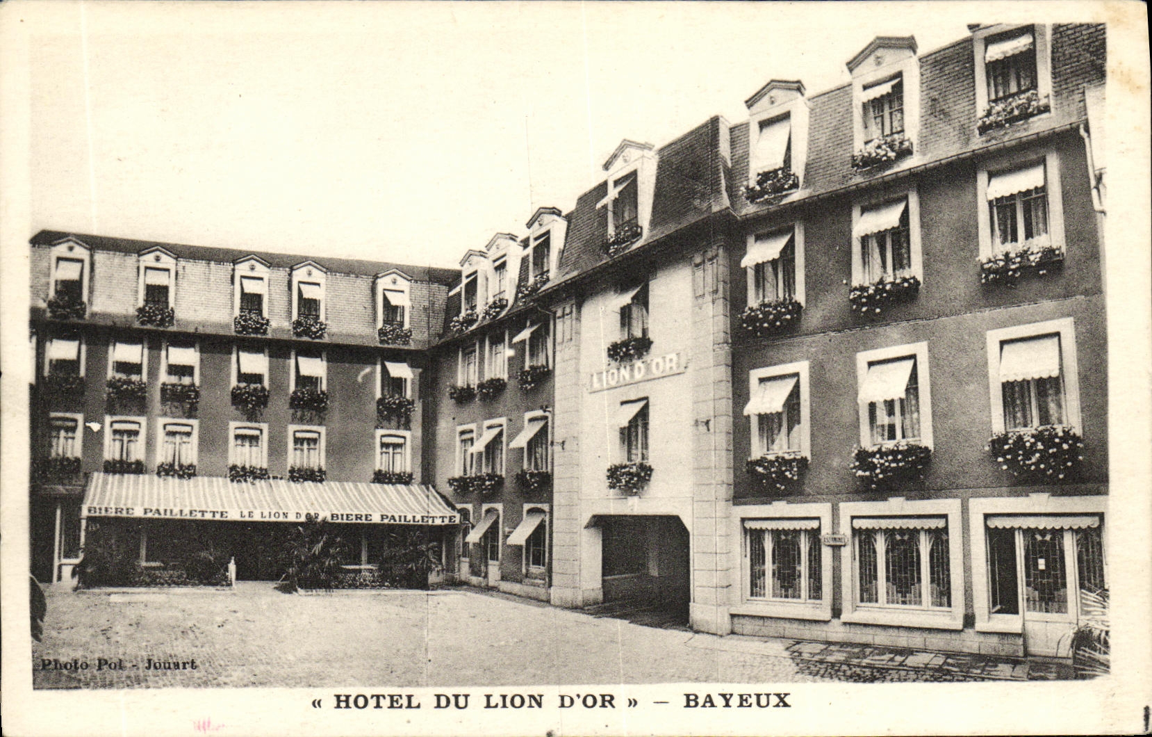 CPA Bayeux Hotel du Lion D Or