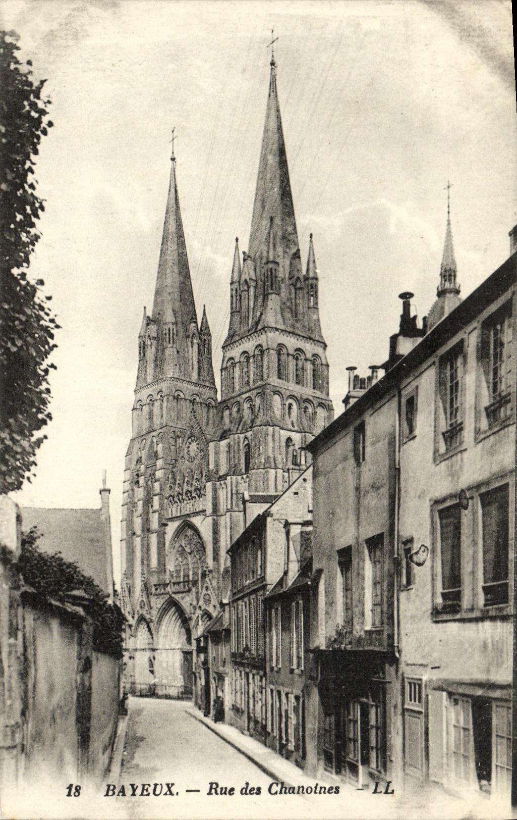 Calle de Bayeux de la POSTAL de la VENDIMIA de los canones