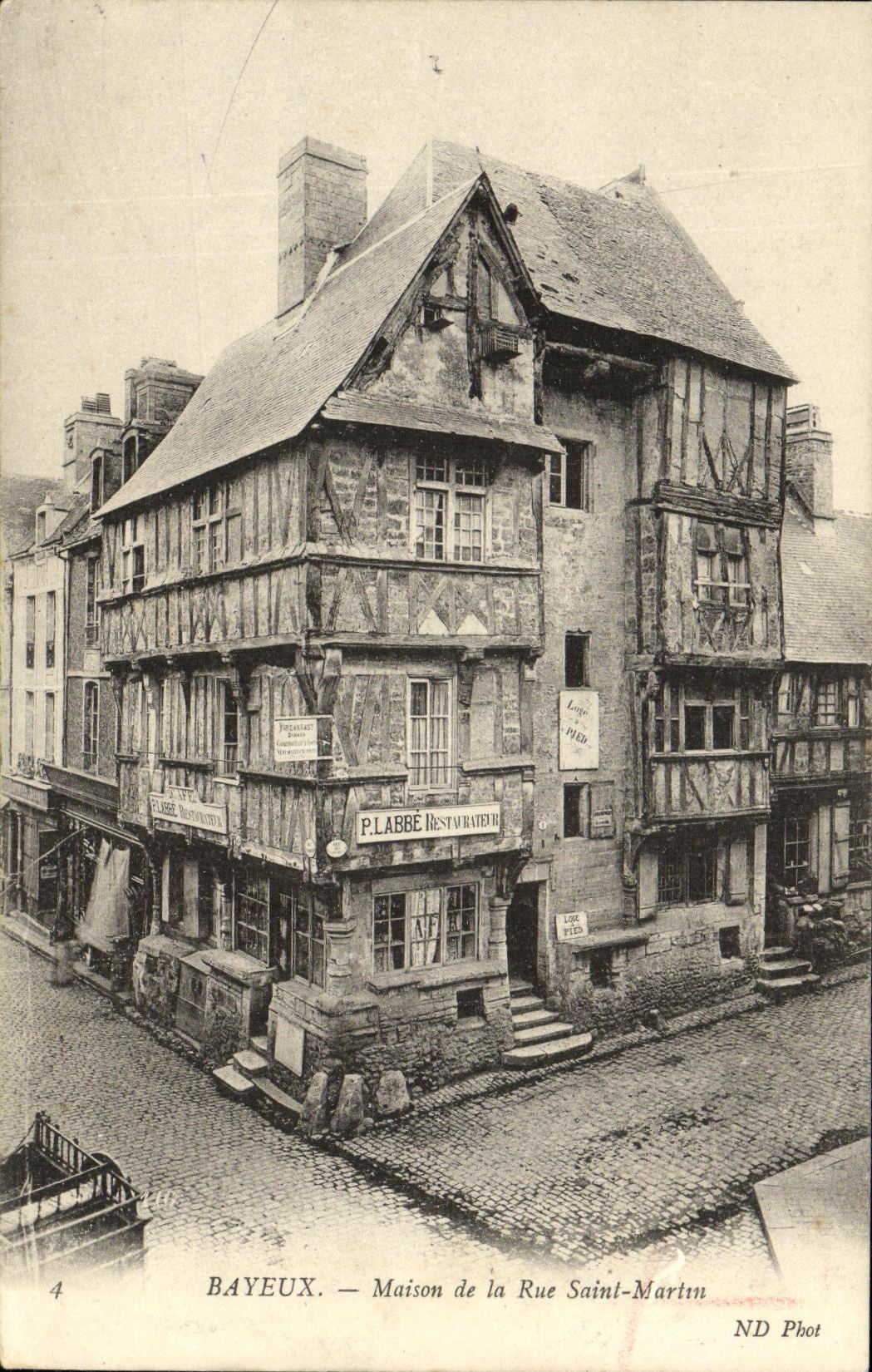 CPA Bayeux Maison de la Rue Saint Martin