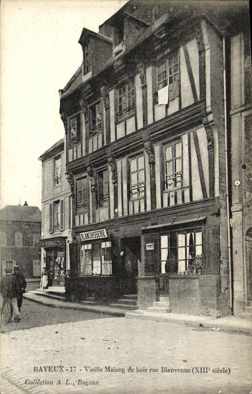 Lavadero viejo de la casa de la calle de la recepcion de madera de Bayeux de la POSTAL de la VENDIMIA