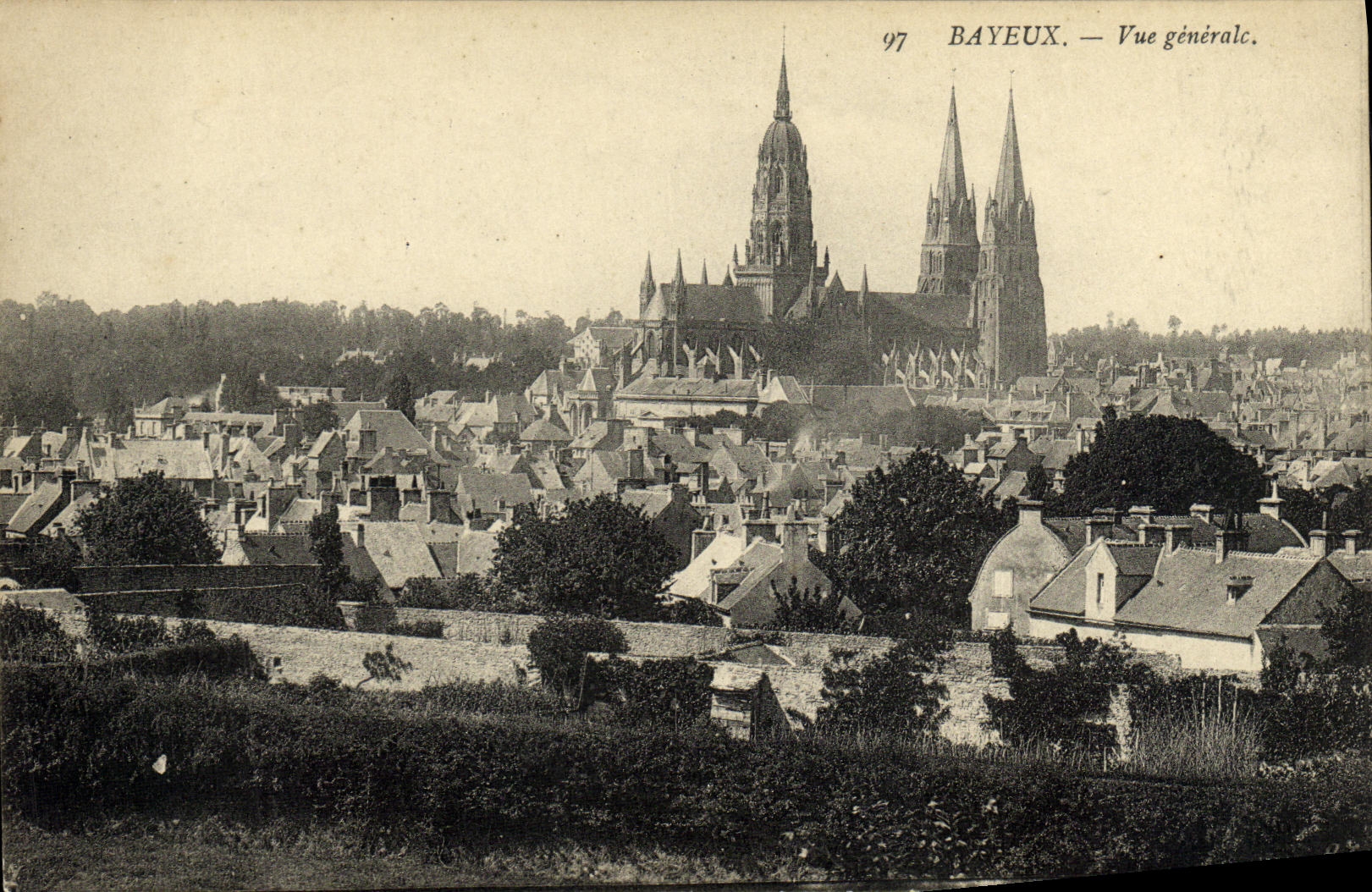 CPA Bayeux Vue Generale 