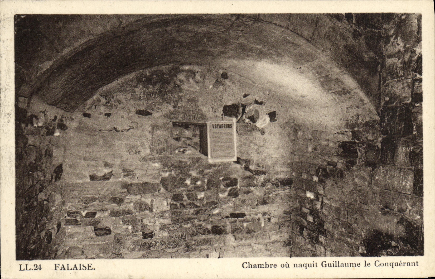 CPA Falaise Chambre ou naquit Guillaume le Conquerant
