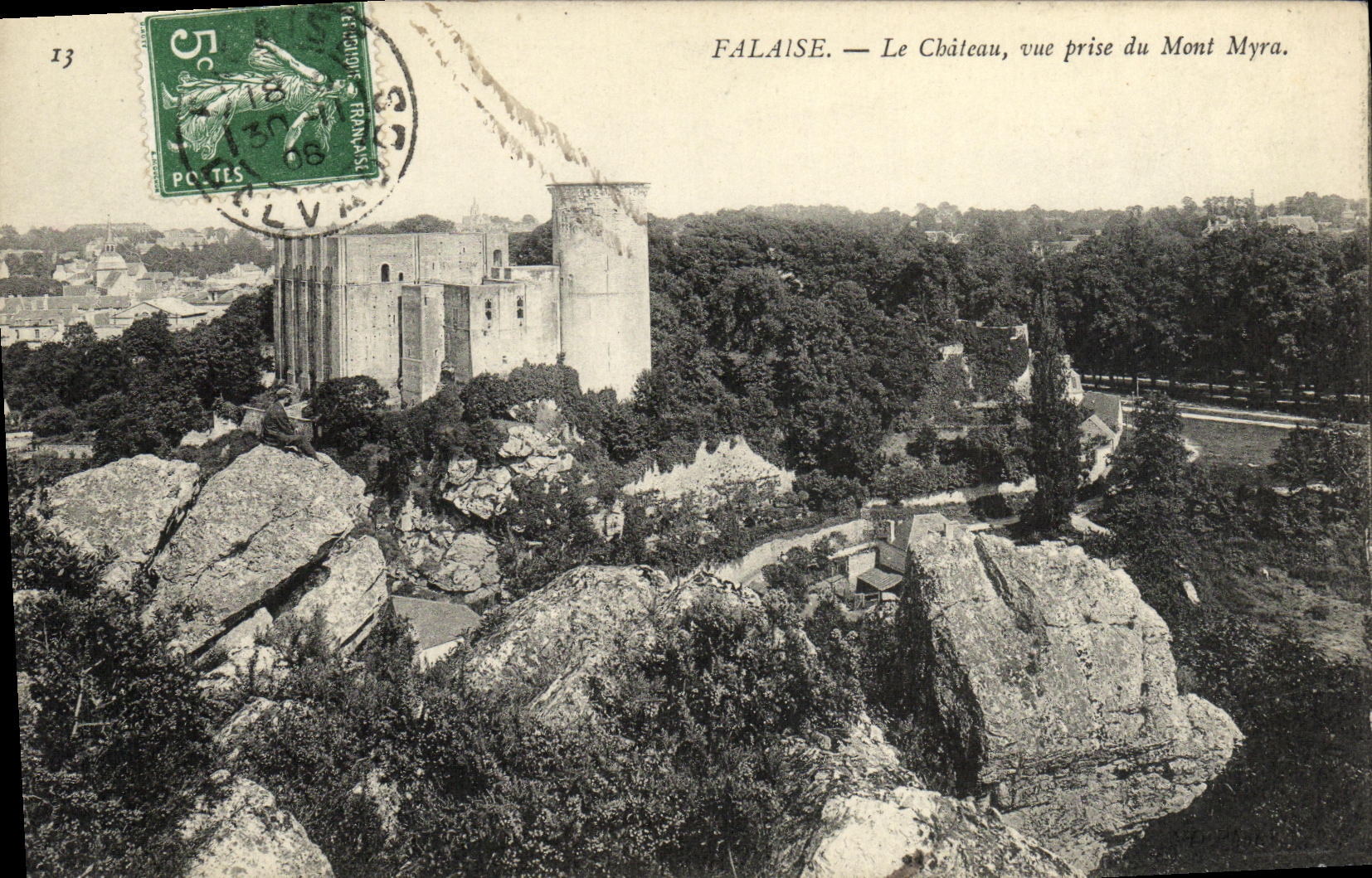 CPA Falaise Le Chateau Vue prise du Mont Myra