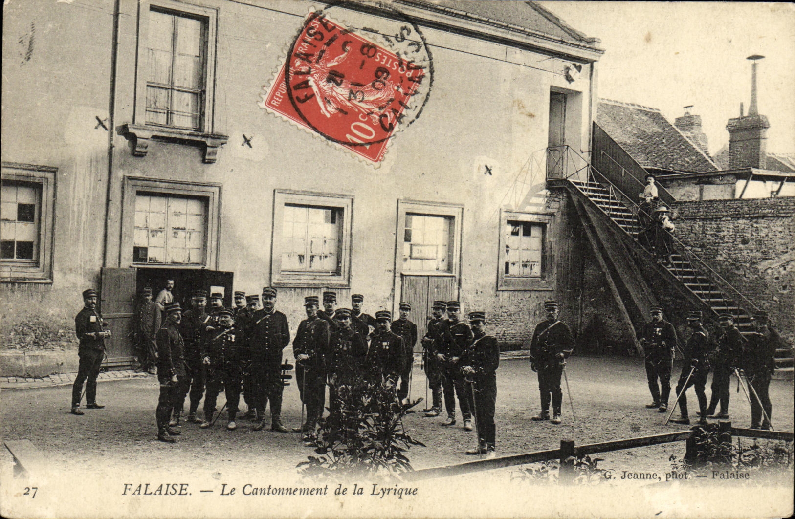 CPA Falaise Le Cantonnement de la Lyrique Militaria TOP