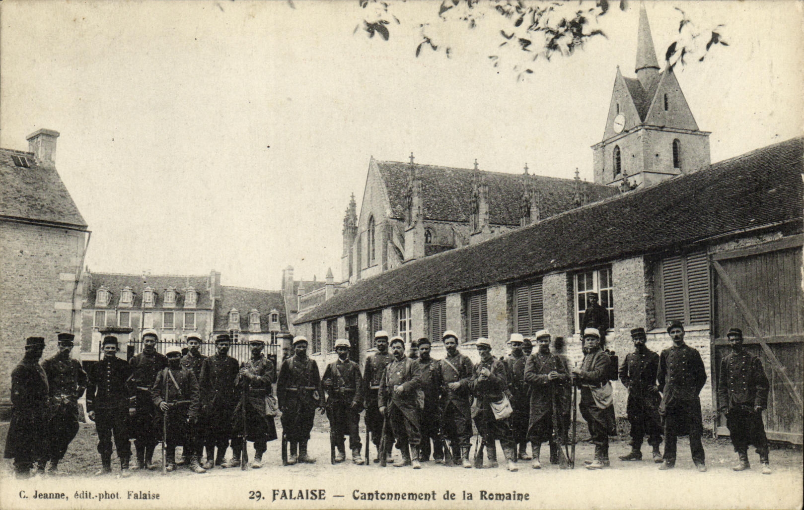 CPA Falaise Cantonnement de la Romaine Militaria TOP