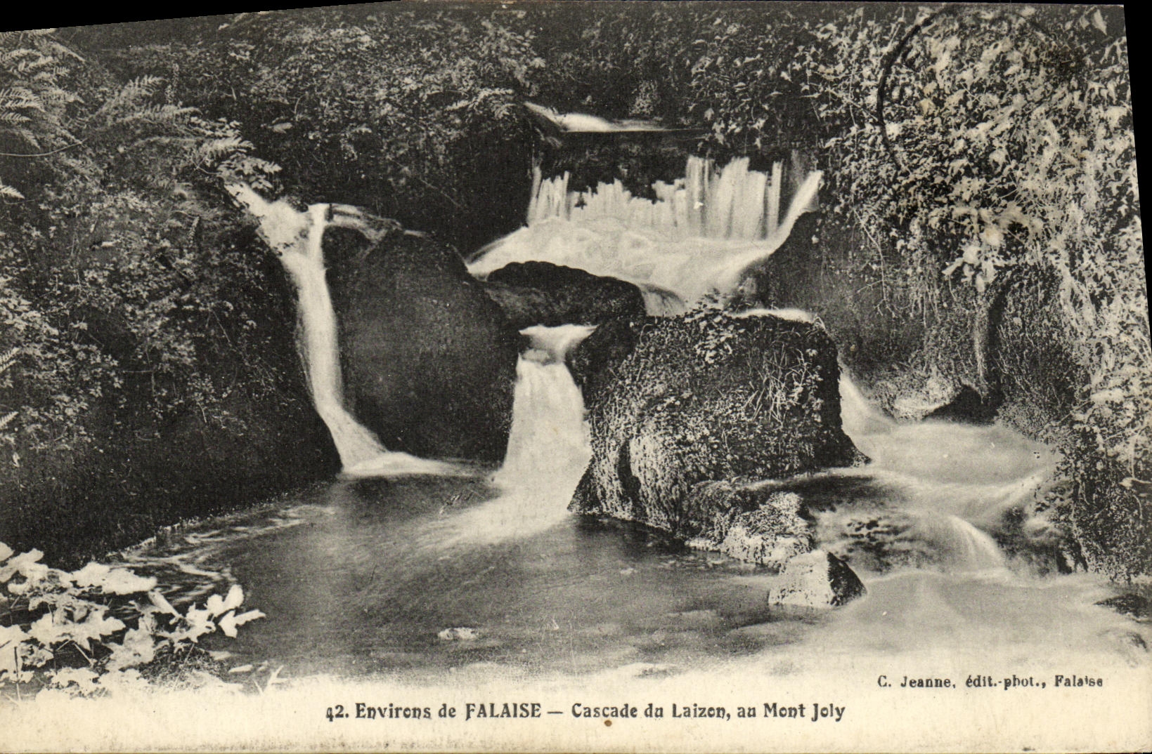 VINTAGE POSTCARD Cliff Environs Cascades of Laizen to the Jolly Mount