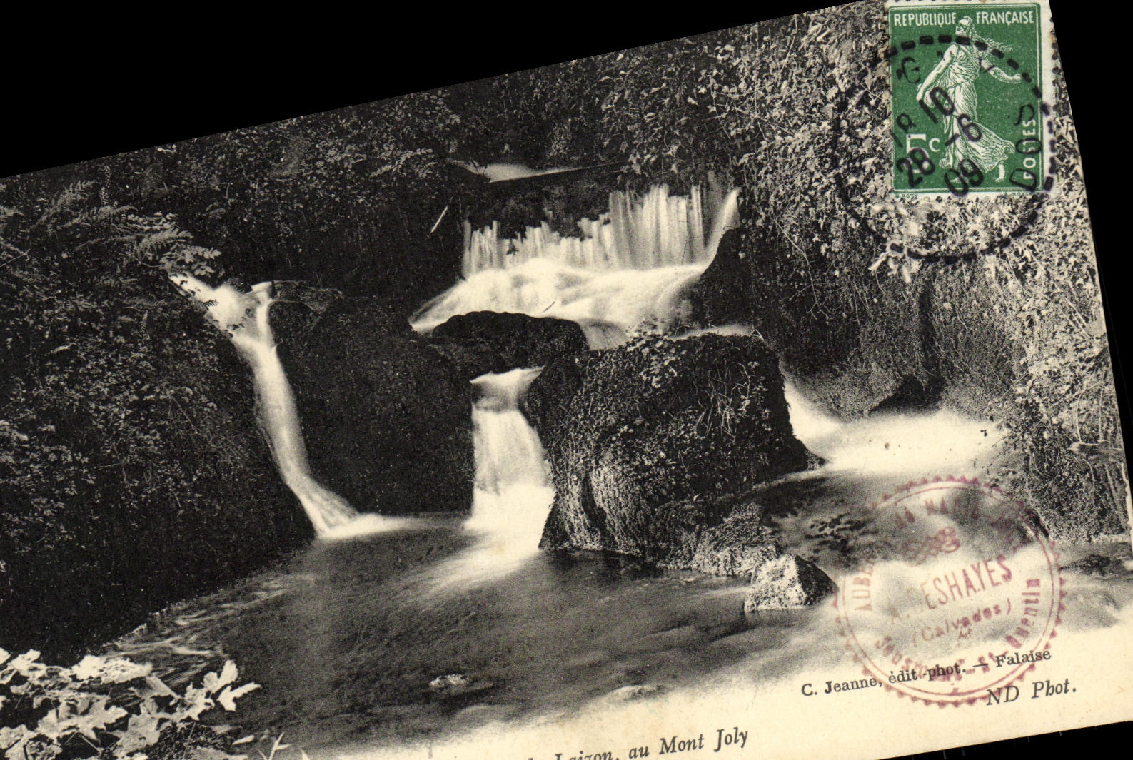 CPA Environs de Falaise Cascade du Laizon du Mont Joly