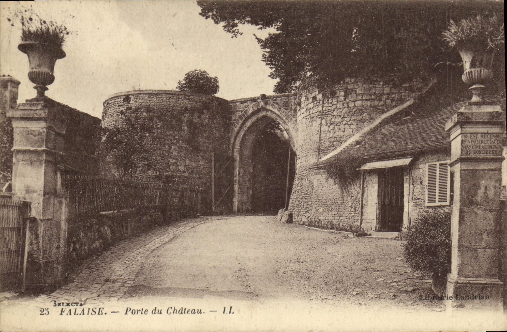 CPA Falaise Porte du Chateau