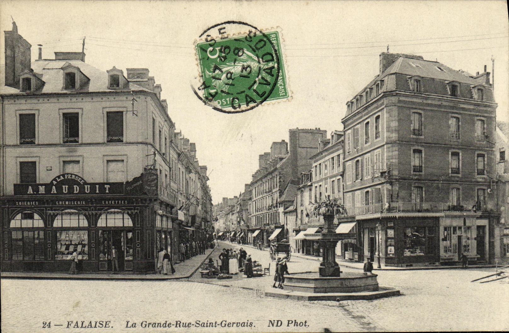 CPA Falaise La Grande Rue Saint Gervais A la pensee Mauduit
