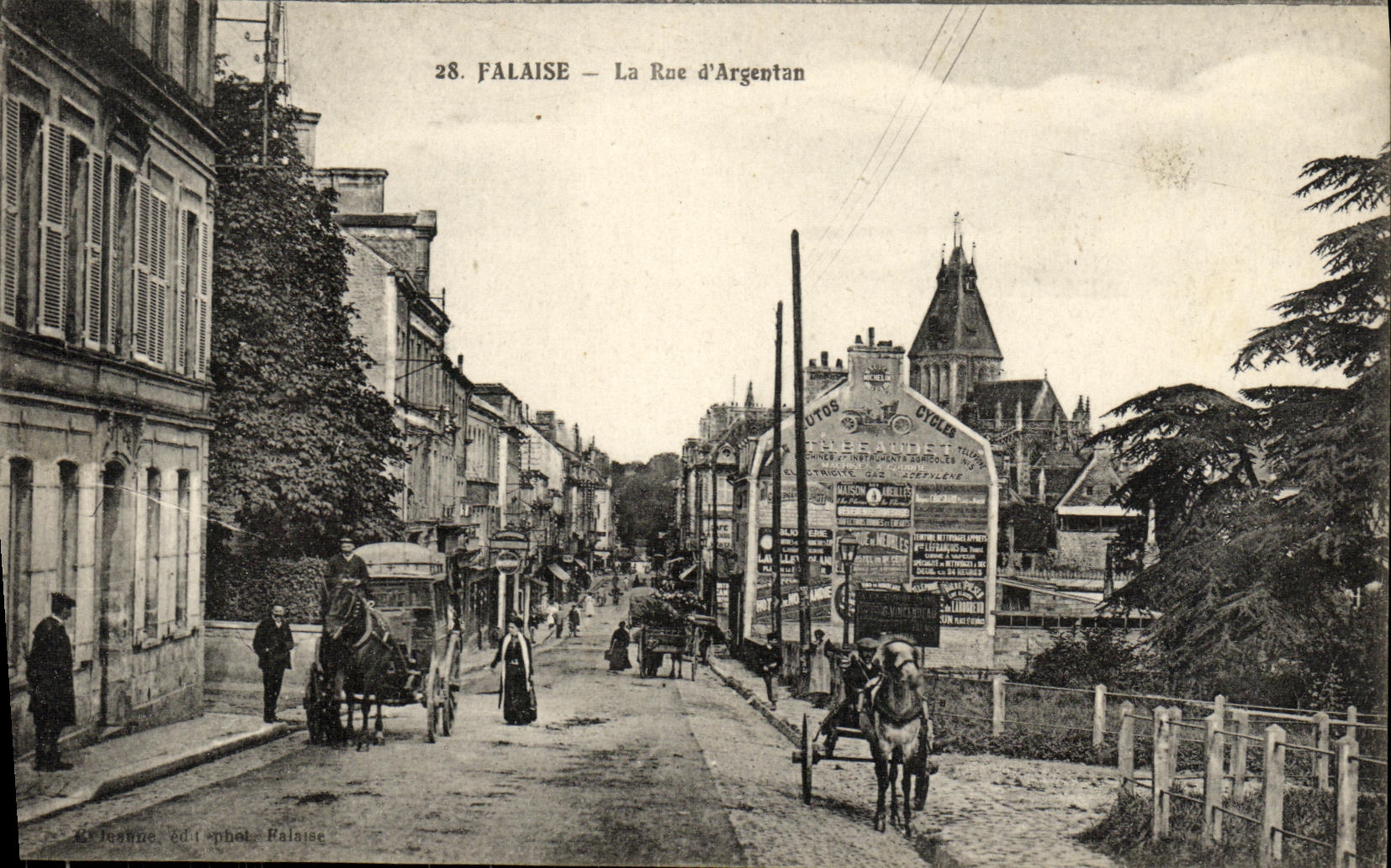 CPA Falaise La Rue d Argentan