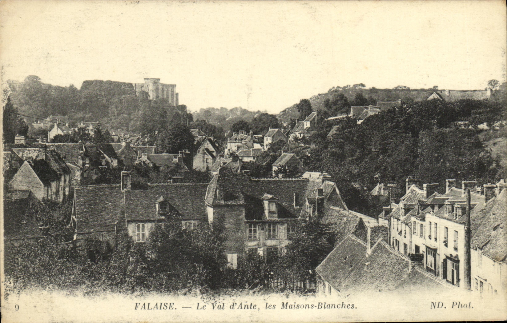 VINTAGE POSTCARD Cliff the Valley D Ante White Houses