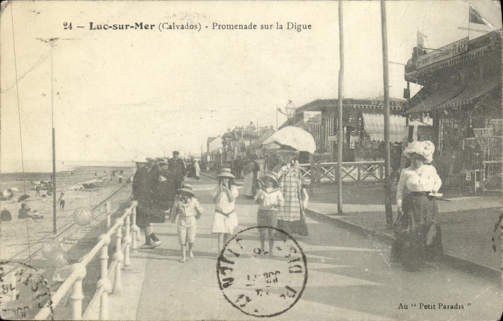 CPA Luc Sur Mer Promenade sur la Digue