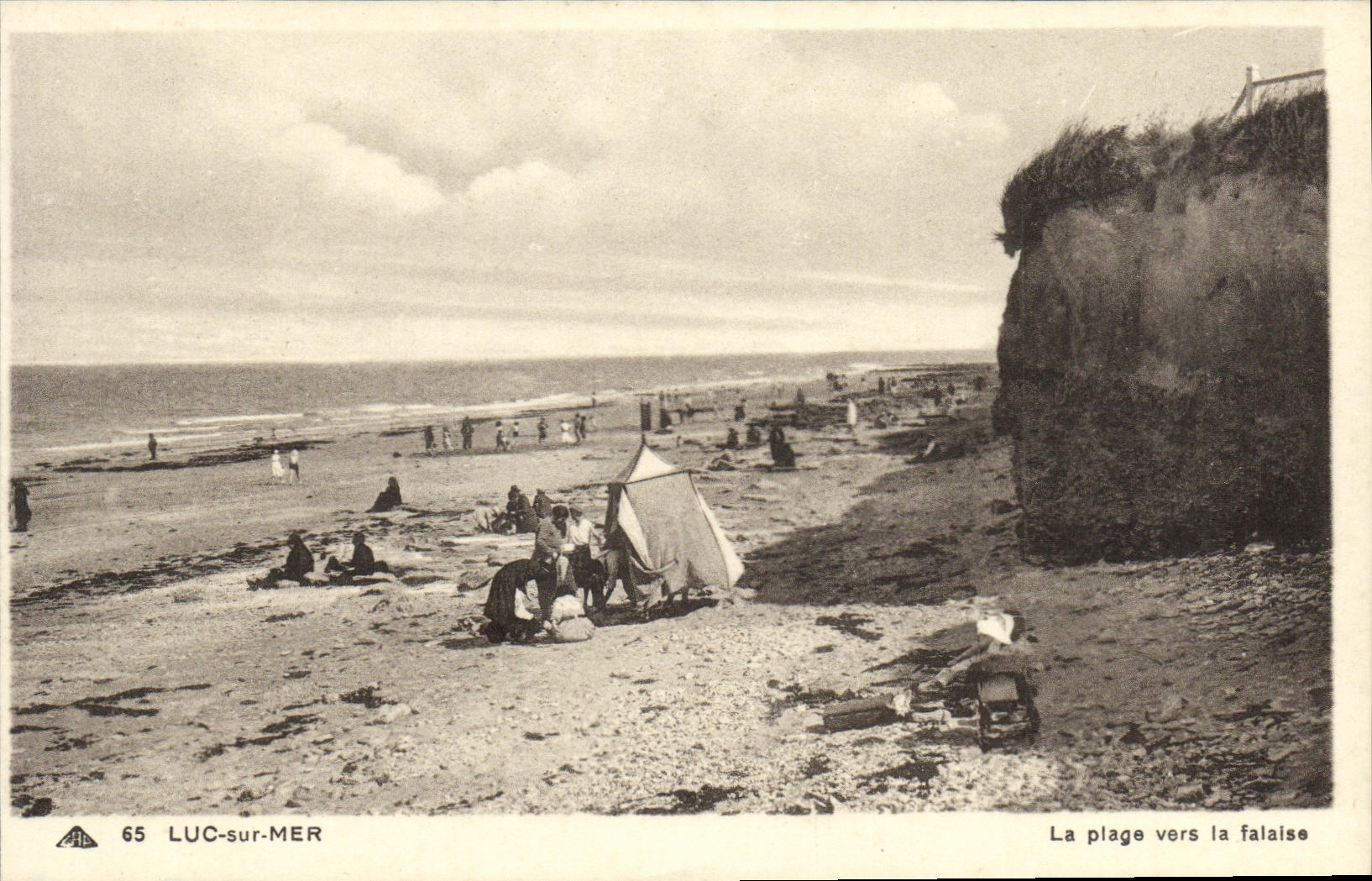 CPA Luc Sur Mer La Plage vers la falaise