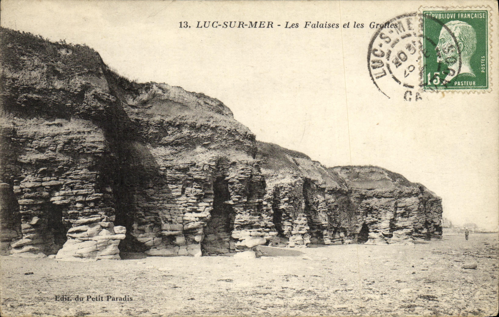 CPA Luc Sur Mer Les Falaises et les grottes