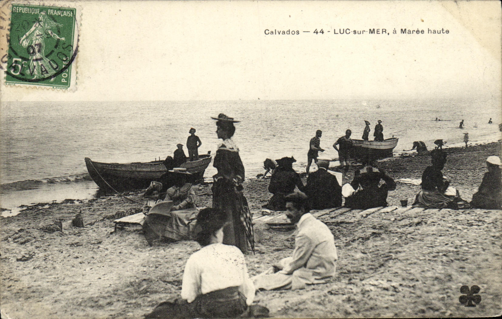 La POSTAL Lucas de la VENDIMIA en Mer visto tiene alta marea